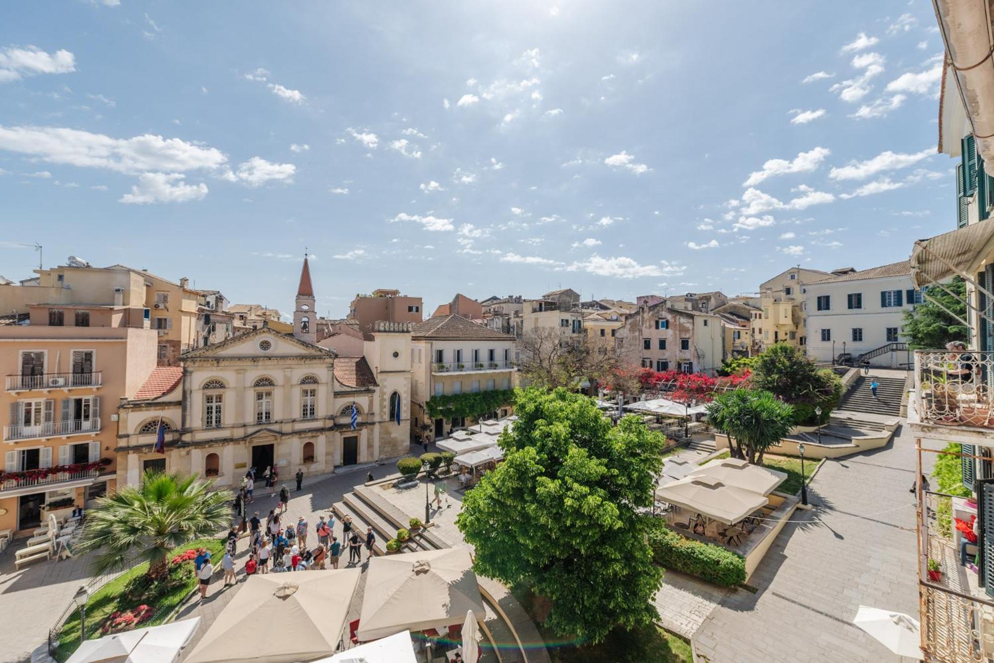 "San Giacomo Square Apt." In The Heart Of Old Town Corfu  Exterior foto